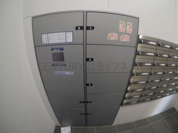 エストーネ江坂