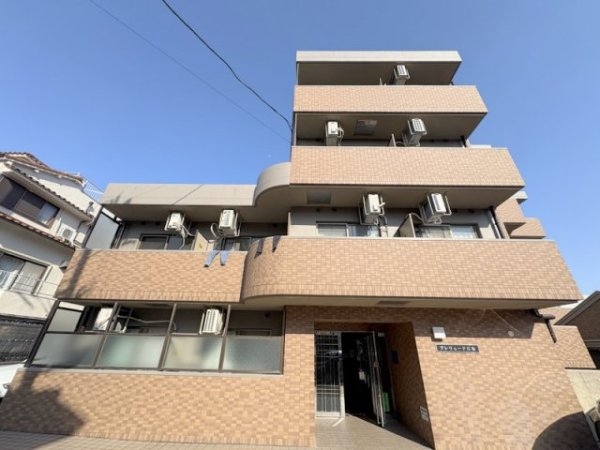 吹田市垂水町１丁目のマンション