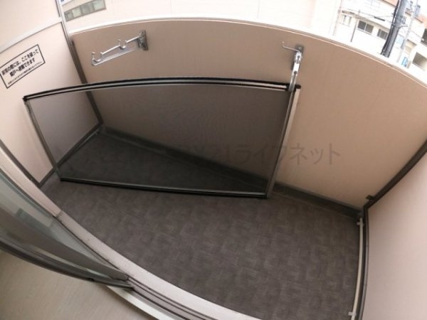 吹田市垂水町１丁目のマンション