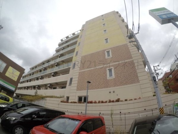 吹田市垂水町１丁目のマンション