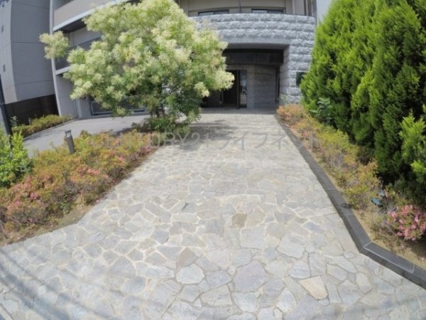 吹田市江坂町１丁目のマンション