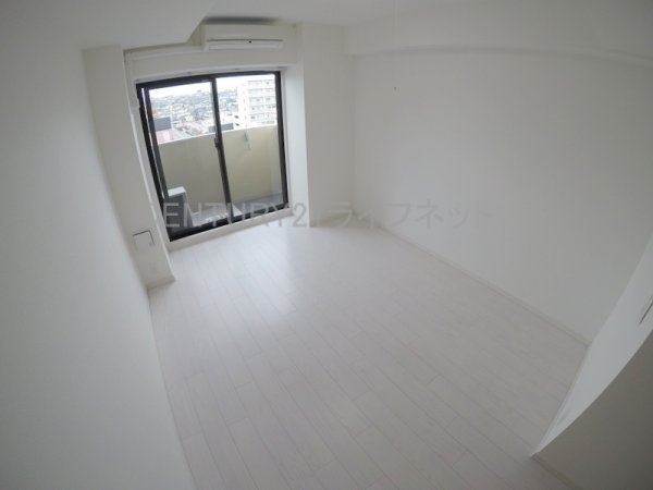 吹田市江坂町１丁目のマンション