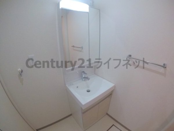 大阪市東淀川区東淡路５丁目のアパート