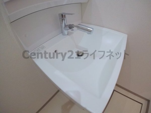 大阪市東淀川区東淡路５丁目のアパート