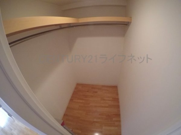 吹田市垂水町３丁目のマンション