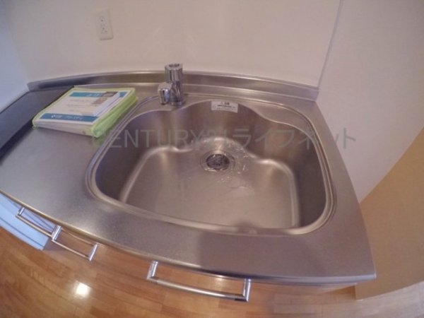 吹田市垂水町３丁目のマンション