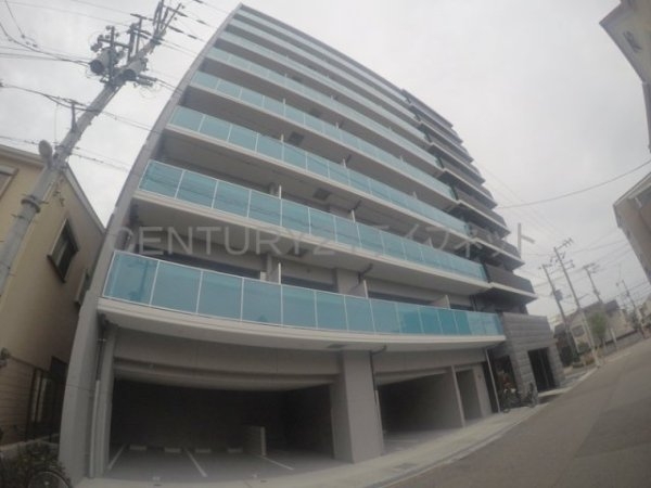 大阪市淀川区西三国１丁目のマンション