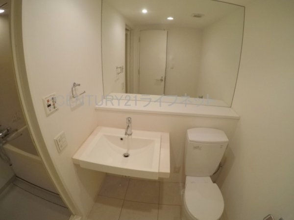 吹田市江坂町１丁目のマンション