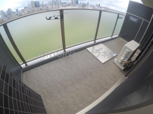 大阪市淀川区十三東１丁目のマンション