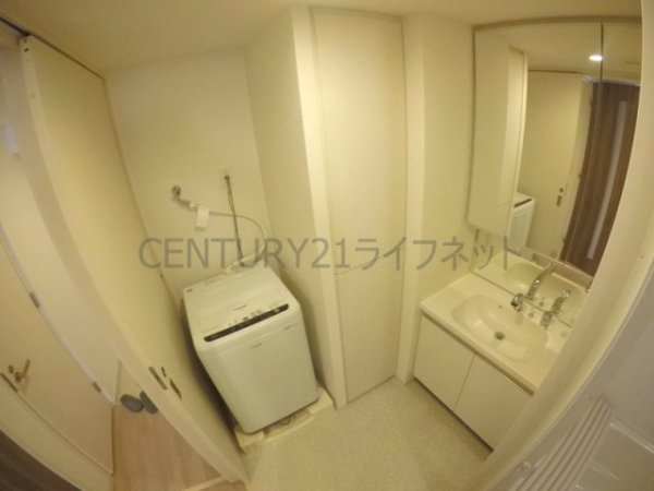 吹田市広芝町のマンション