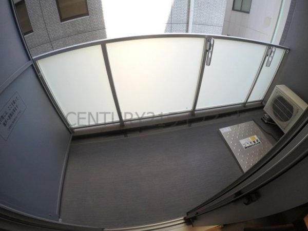 吹田市広芝町のマンション