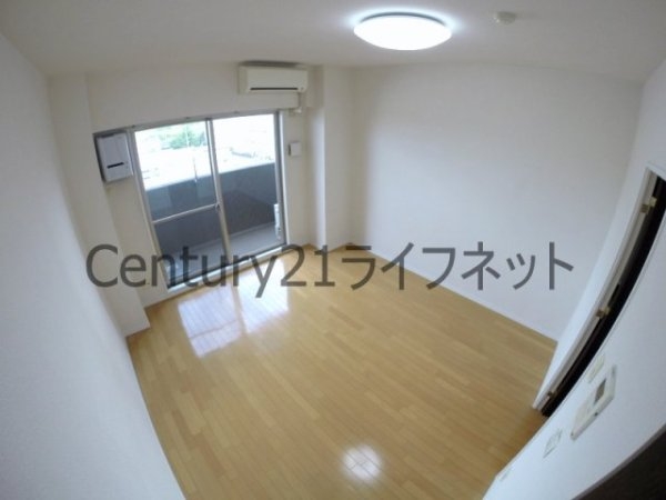 大阪市淀川区西中島２丁目のマンション
