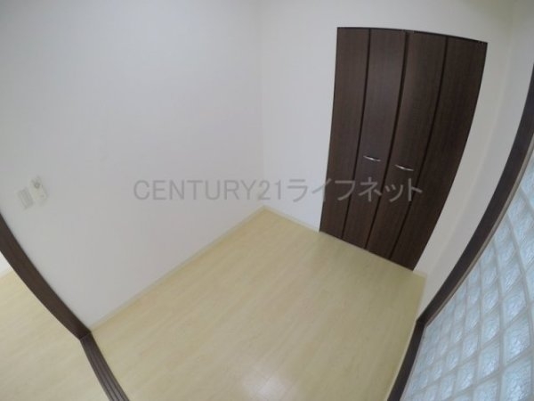 吹田市広芝町のマンション