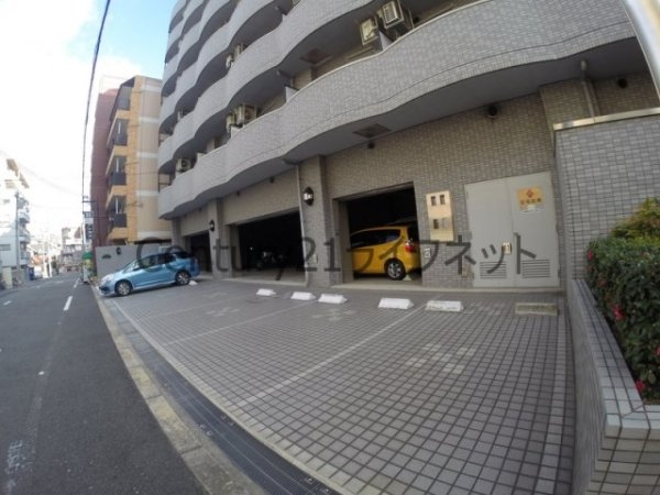 大阪市淀川区十三東１丁目のマンション