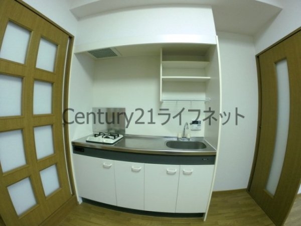 大阪市淀川区十三東１丁目のマンション
