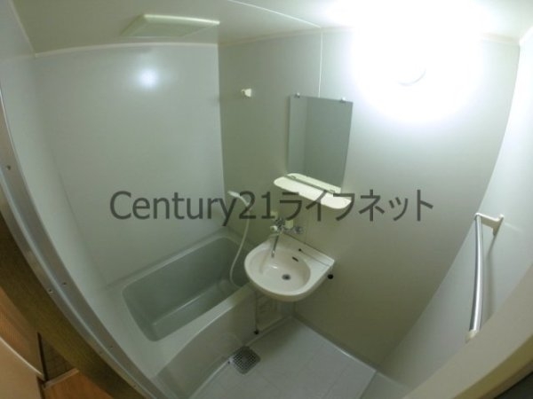 大阪市淀川区十三東１丁目のマンション