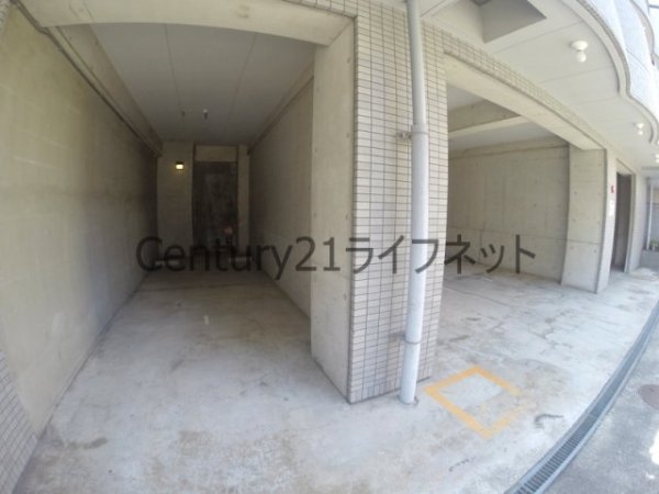大阪市淀川区東三国２丁目のマンション