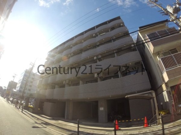 大阪市淀川区東三国２丁目のマンション