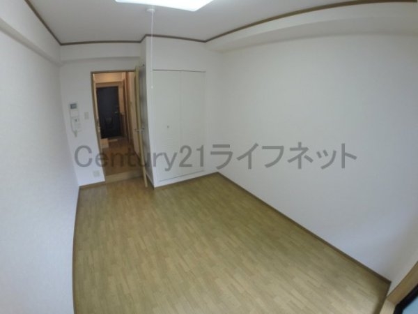 大阪市淀川区東三国２丁目のマンション