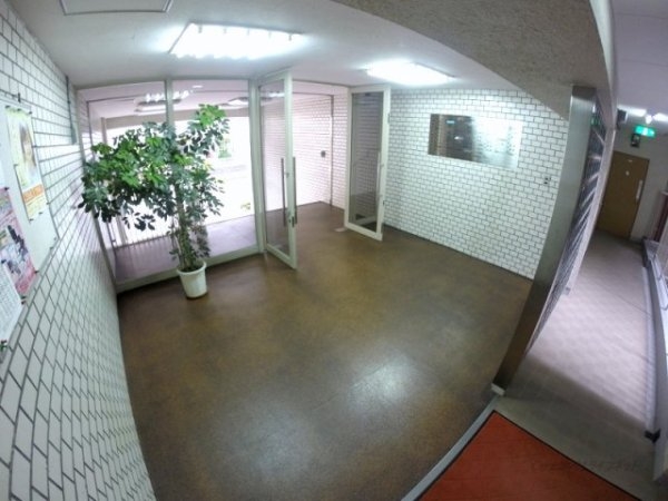 大阪市淀川区西中島５丁目のマンション