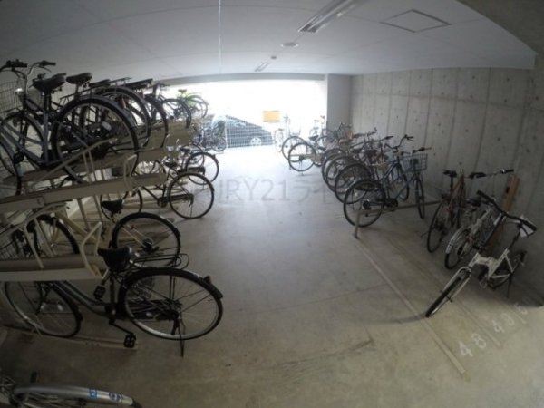 吹田市垂水町３丁目のマンション