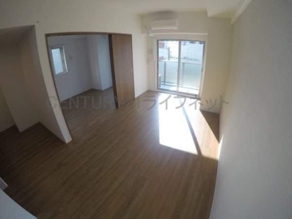 吹田市垂水町３丁目のマンション