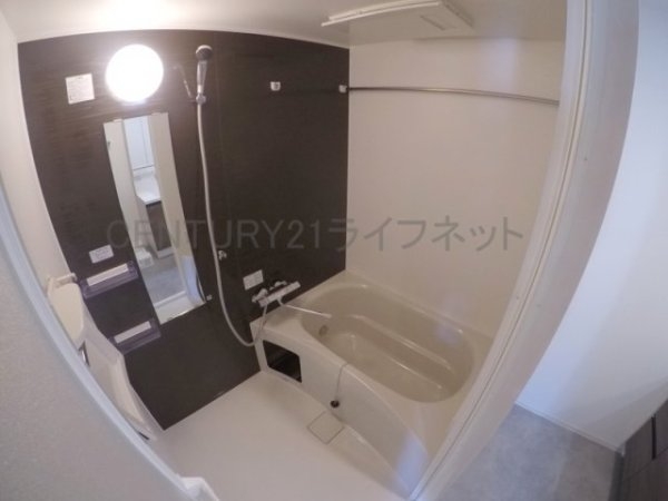 吹田市垂水町３丁目のマンション