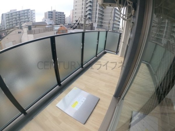 大阪市淀川区十三本町２丁目のマンション