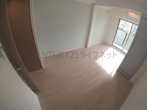大阪市淀川区十三本町２丁目のマンション