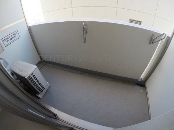 大阪市淀川区十三本町１丁目のマンション