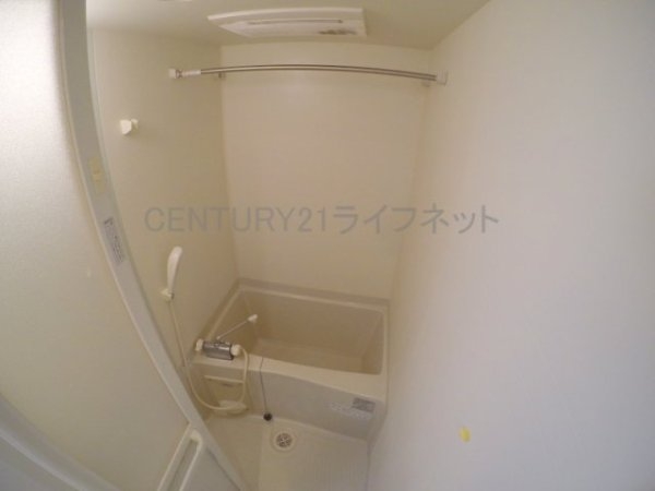 大阪市淀川区十三本町１丁目のマンション