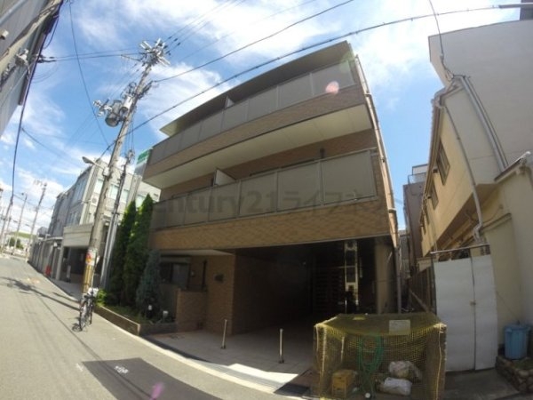 TAI’sCOURTKUNIJIMA