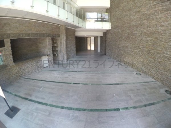吹田市江坂町１丁目のマンション