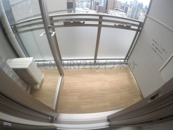 大阪市淀川区十三東３丁目のマンション