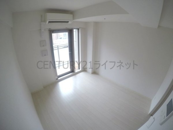大阪市淀川区十三東３丁目のマンション
