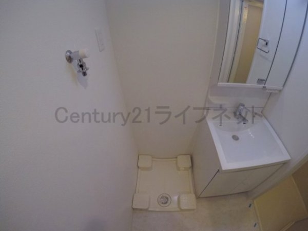 大阪市淀川区三国本町３丁目のマンション