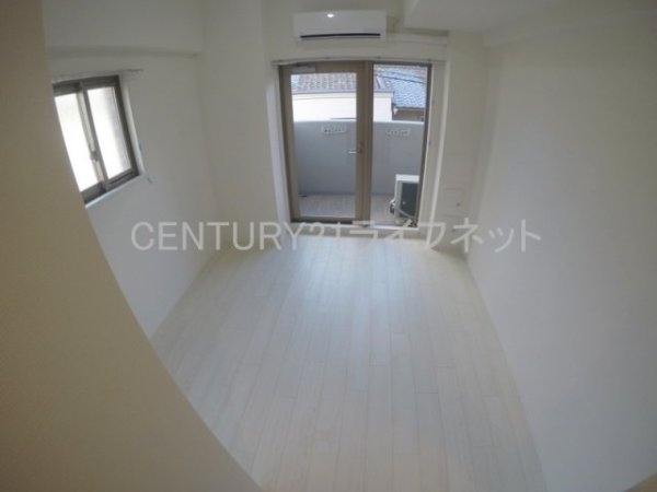 大阪市淀川区十三本町２丁目のマンション