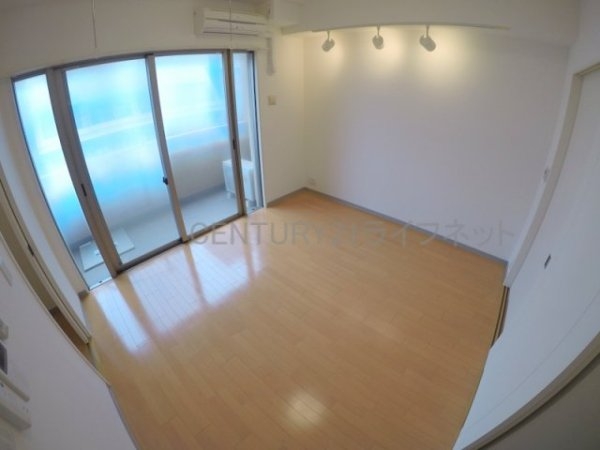 吹田市垂水町３丁目のマンション