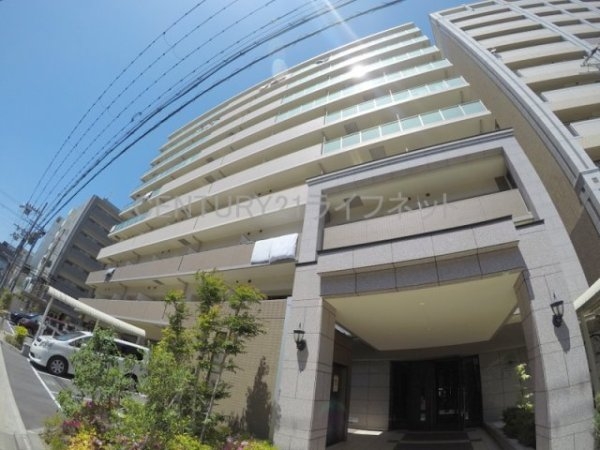 吹田市垂水町３丁目のマンション