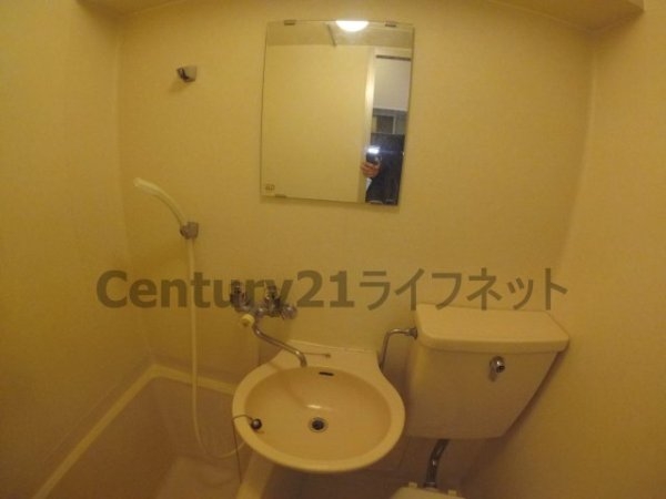 大阪市淀川区西中島４丁目のマンション