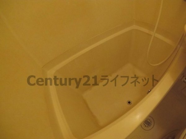 大阪市淀川区西中島４丁目のマンション