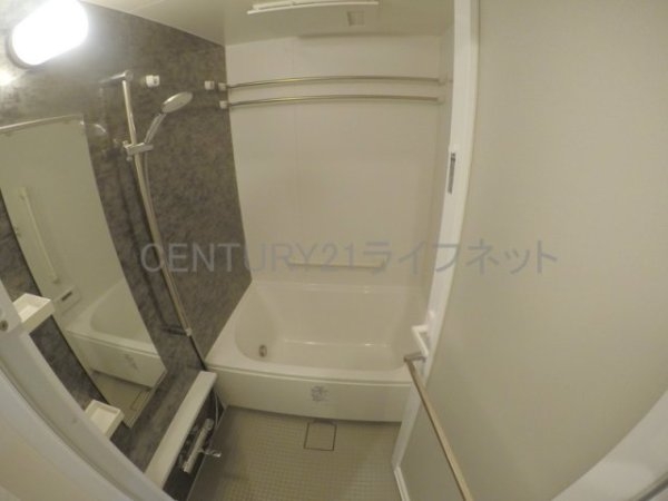 吹田市垂水町３丁目のマンション