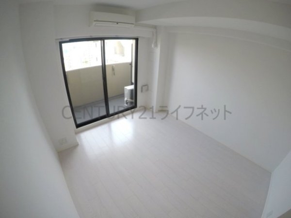 吹田市広芝町のマンション
