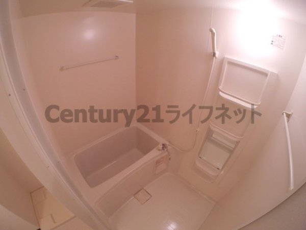 大阪市東淀川区淡路４丁目のマンション