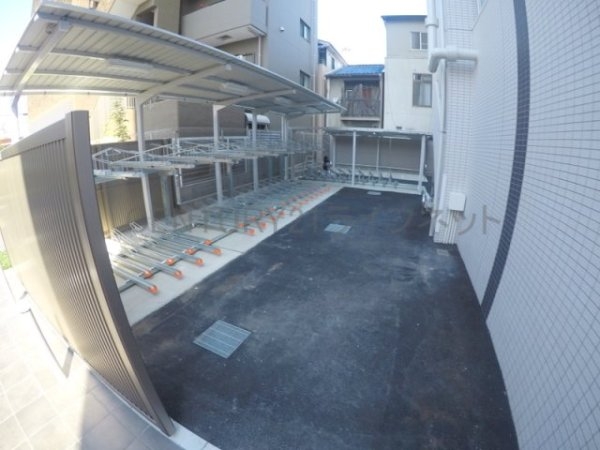 大阪市東淀川区西淡路２丁目のマンション