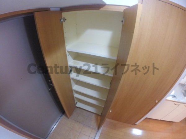 大阪市東淀川区淡路３丁目のマンション
