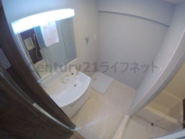 大阪市淀川区東三国６丁目のマンション