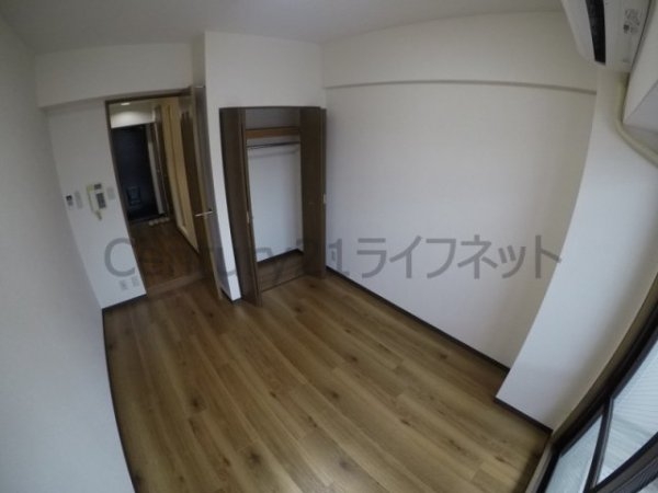 大阪市淀川区十三本町２丁目のマンション