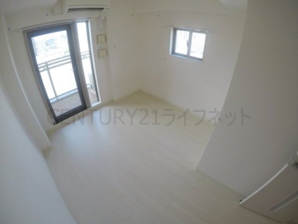 大阪市淀川区十三東３丁目のマンション