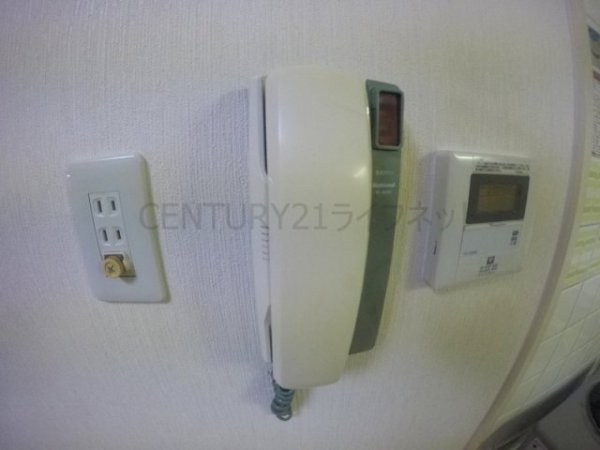 大阪市淀川区十三本町３丁目のマンション